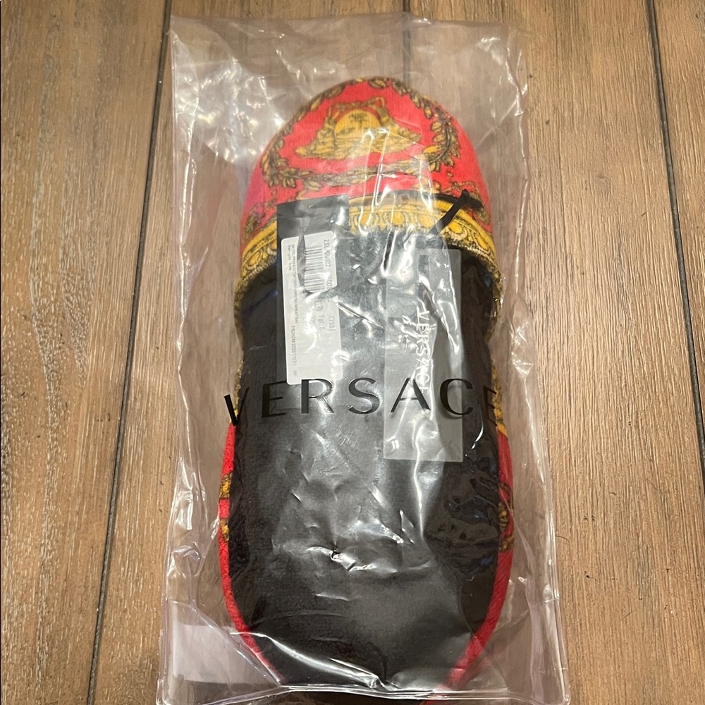 Versace Red and Gold Medusa House Slippers women size small - Picture 4 of 4